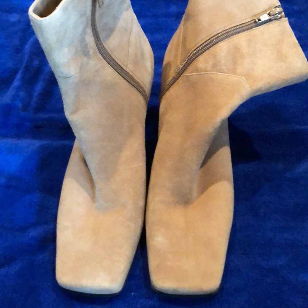 Nine West new suede booties